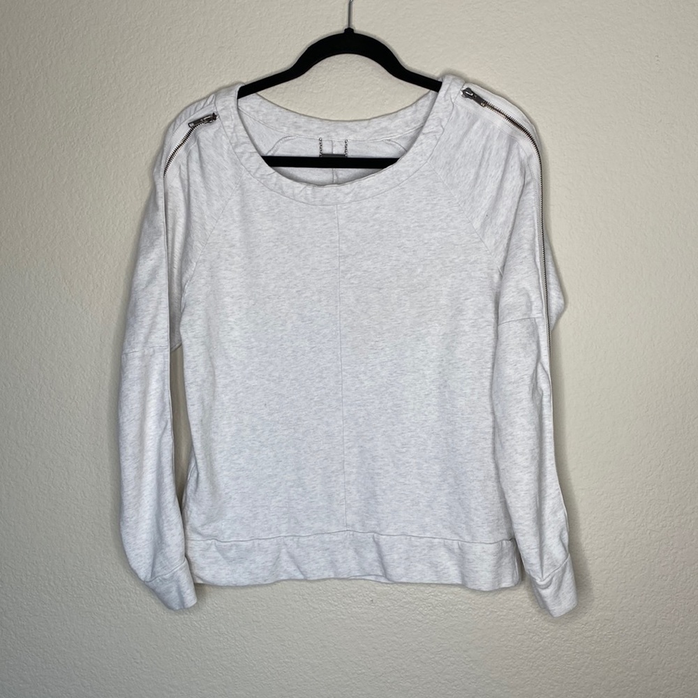 Corson grey pullover sweatshirt crewneck zipper sleeves Sz s/m?